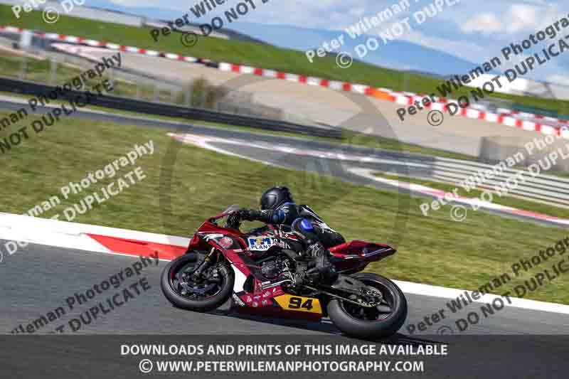 cadwell no limits trackday;cadwell park;cadwell park photographs;cadwell trackday photographs;enduro digital images;event digital images;eventdigitalimages;navarra;no limits trackdays;peter wileman photography;racing digital images;trackday digital images;trackday photos